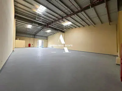 Ready-to-Use Warehouse in Al Sajaa | Excellent Access