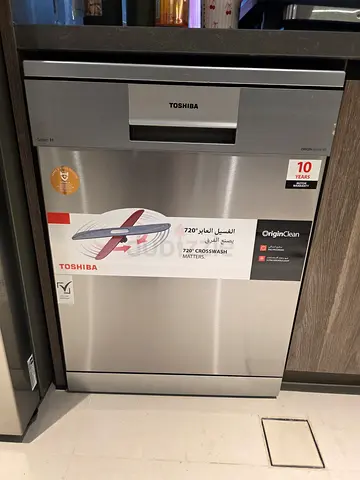 Toshiba dishwasher WiFi options new technology just 6 months old under warranty.  3 racks.