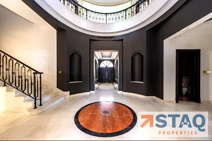 Luxury Water Front 6 Bedroom Signature Villa in Palm Jumeirah Private Pool Beach Access