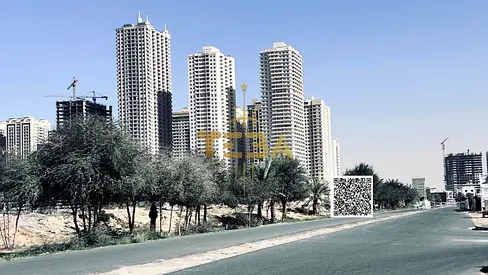 للبيع أرض سكنية تجارية بموقع استثنائي في عجمان – منطقة العالية