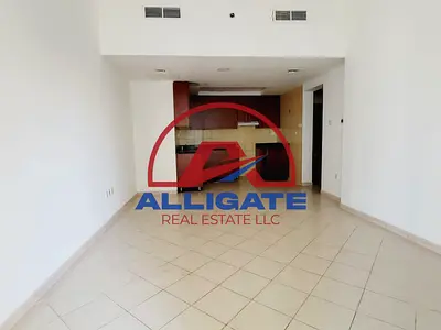 HOT DEAL || MID FLOOR || SPACIOUS LAYOUT