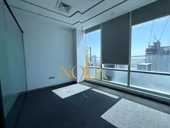 Skyline Elegance | Prime Location | Park Lane