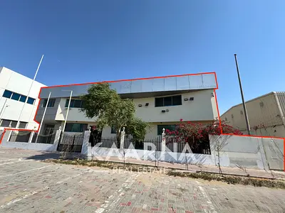 Stand Alone Warehouse with High Power and Road Frontage