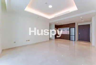 Vacant Now | Sea View | Mid Floor