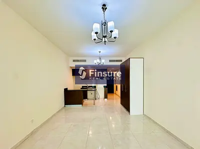 شقة استوديو | جولدن هومز JVC | شرفة وإطلالة على المسبح