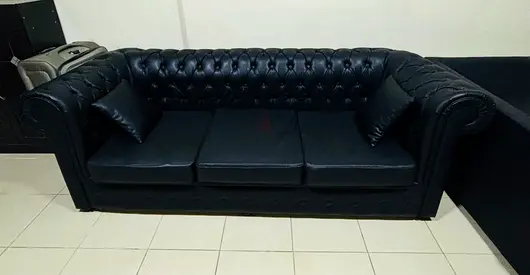 Elegant Black Chesterfield Sofa