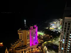 3 bedrooms, maid's room, sea view, and a lounge with a stunning view.