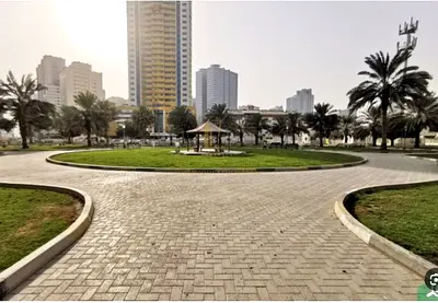 برج سكني تجاري للبيع بعائد استثماري عالي في النهدة