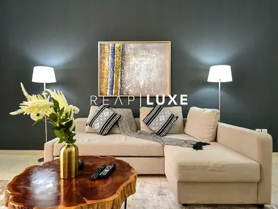 Fully Furnished l Spacious Unit l Move- In Ready