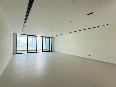 For Sale Luxury Apartment with Terrace & Sea View – Sharjah