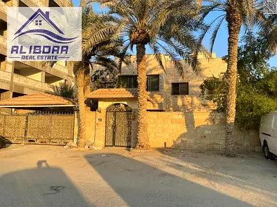 🏡 فيلا فاخرة للبيع في النعيمية – مساحة 5,000 قدم  ✨ مواصفات الفيلا:  مساحة واسعة: 5,000 قدم