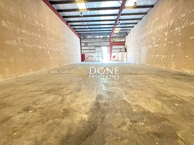 Luxury wharehouse for storage very Prime lecation Business area ready to move only jest 190k