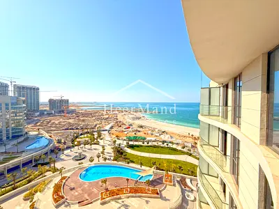 Luxury 1 Bed Apartment - Partial Sea View-Northbay