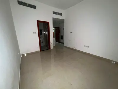 للإيجار استوديو ثاني ساكن في منطقة القليعة، يتميز بالنظافة والحالة الممتازة