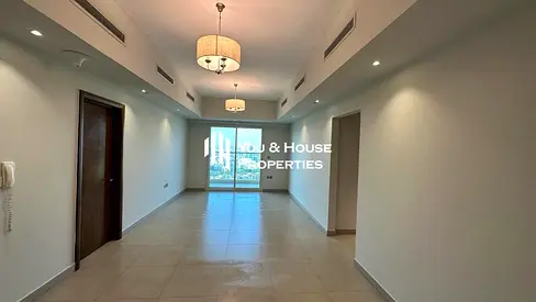 Stunning 3-Bed Apartment I Unique Layout I Upgraded Interior