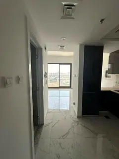 Skyline Serenity | Modern Studio | Prime Location