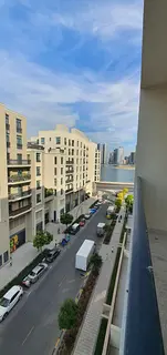For sale 2bedroom apartment featuring a stunning front and side open view overlooking the lake,