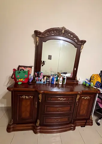 Dressing table with cupboard