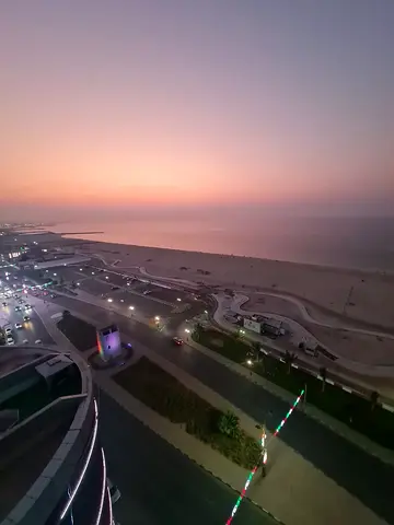 كورنيش عجمان ابراج الكورنيش تاور