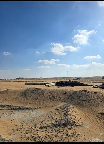 للبيع ارض سكنيه زاويه بمنطقة السحمه