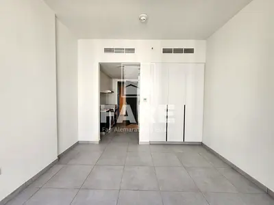 Modern Studio Apartment East Village Aljada