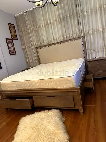 Stylish Bed with Storage Drawers