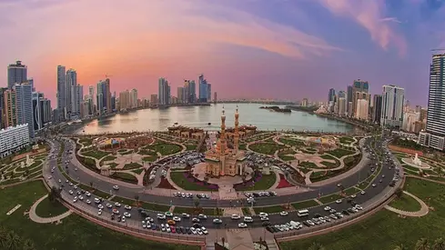 برج سكني للبيع في منطقة المجاز