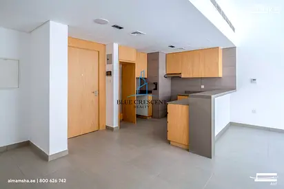 Ready to Move | Vacant | Resale | Hot Deal | Central Hub |