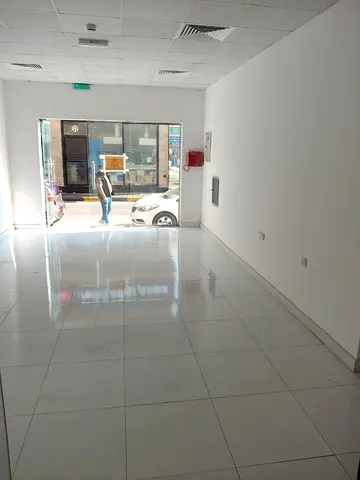 محل تجاري مميز بموقع حيوي، مناسب لجميع الأنشطة التجارية