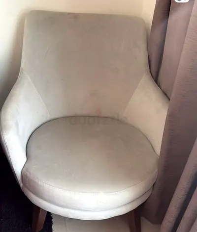 Comfortable Cream Accent Chair