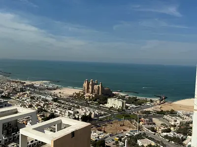 ارخص سعر غرفتين وصالة اطلالة بحرية علي كورنيش عجمان