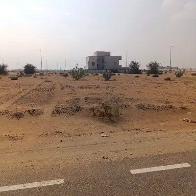 للبيع أرض في منطقة الحوشي