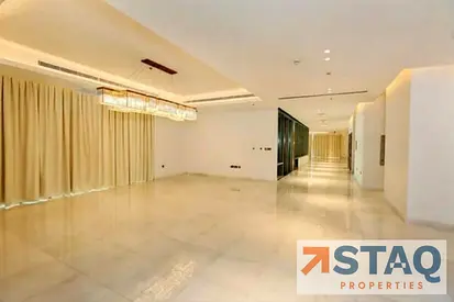LUXURIOUS PENTHOUSE | BIGGEST LAYOUT| READY TO MOVE