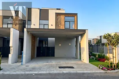 Corner | Big Plot | G+2 | Close to Pool and Park