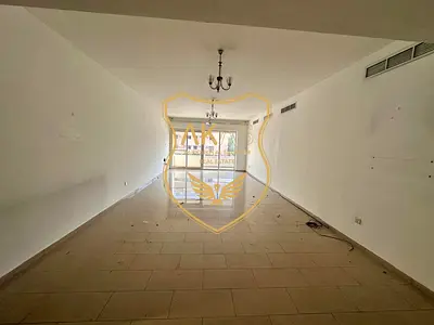 Near Metro | Chiller free | Famiy Luxury Apartment | With Miad Room+ Front View