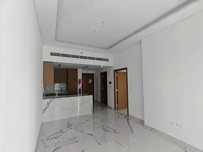 Spacious 1-Bedroom Apartment in Azizi Riviera 65, Meydan