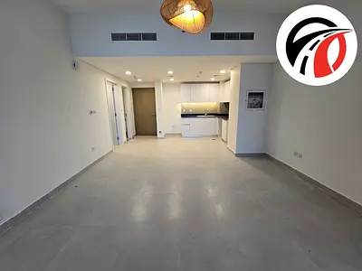 Stunning Layout, Spacious Appartment, Ready to Move, Prime Location