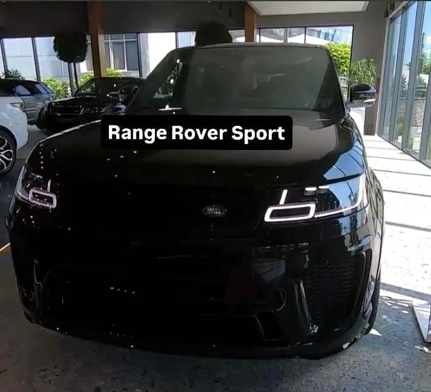 Land Rover Range Rover Sport 2019 — photo 1 of 5