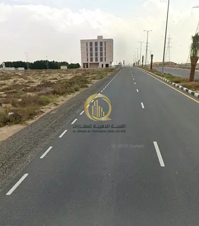 For sale: Land in City Hills, area 5100 sq ft, very prime location, corner on a street and an alley, opposite the park, direct ground +4 permit, owner