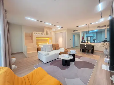 Fully Furnished Upgraded Studio | Modern Comfort | Short-Term Rental