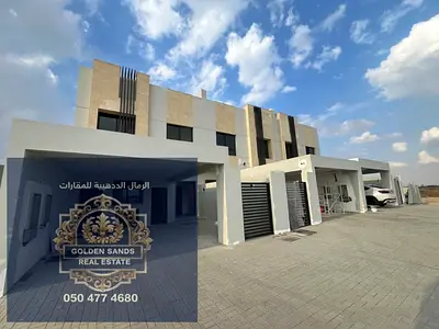LOWEST PRICE!4BEDROOM TOWNHOUSE