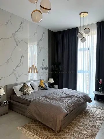 Fully Furnished 1BR | Great Layout| V Tower