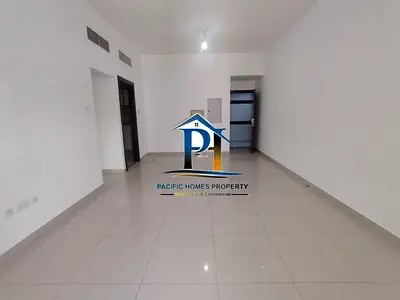 Near to Al nahda pond park 1bhk available with nice balcony 53k with all facilities