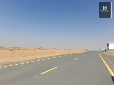للبيع فى الشارقه   اراضى VIP سكنيه فى الشارقه   فى منطقه روضه القرط   مساحه : 5166 قدم لكل ارض   تصريح : بناء فيلا ارضى + 2   على شارع رئيسى 54 متر