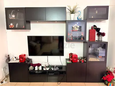 BESTA IKEA SUPER LOOKING TV CONSOLE