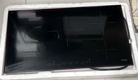 SMEG latest model 5 hobs  induction cooktop built-in 90cm integrated  model