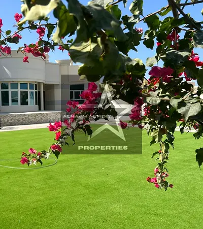 Elegant Single storey I Massive garden and POOL I Best price