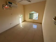 A good opportunity for housing in a lively location close to malls and services, with suitable condi