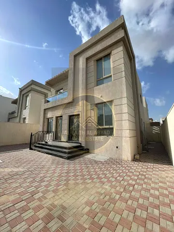 Two-floors villa for sale in Al Zahia, Ajman A golden opportunity to own the most affordable townhouse in Ajman at a great price and in an excellent