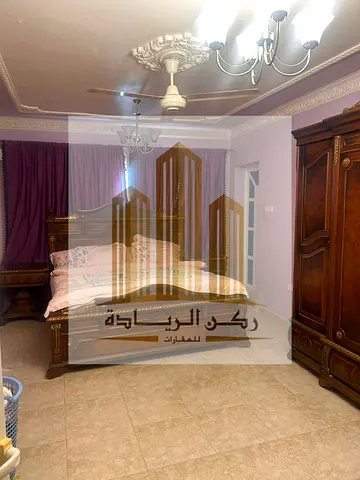 للبيع فيلا في الشارقة 
فيلا بمنطقة الرفاع 
طابق واحد 
موقع ممتاز جدا شارع قار وقريب من الشارع العام